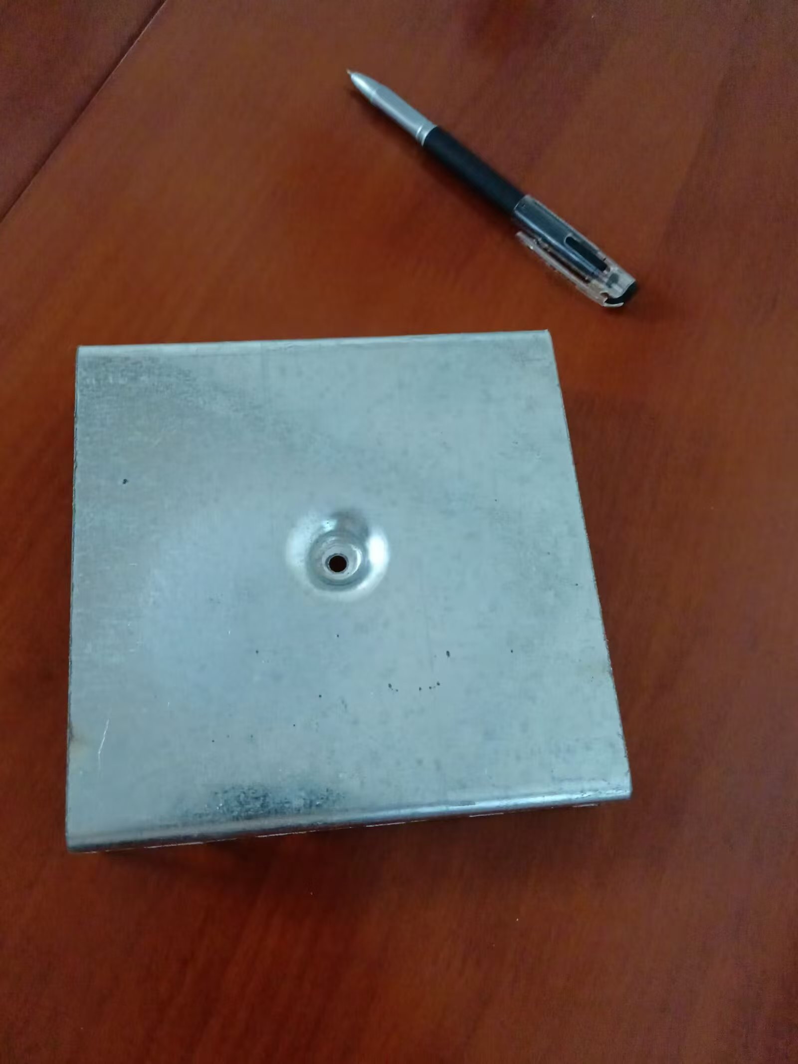 請(qǐng)?zhí)砑訄D片
